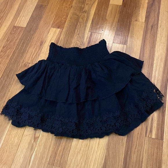 Katie J NYC Black Lace Trimmed Ruffled Skirt Size Small - Picture 6 of 7